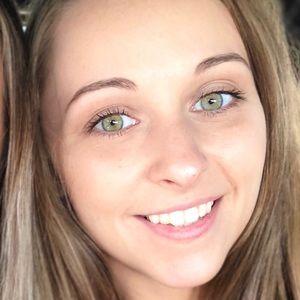 Meet your Posher, Jeannette